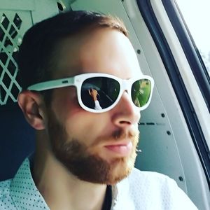 Meet your Posher, Justin